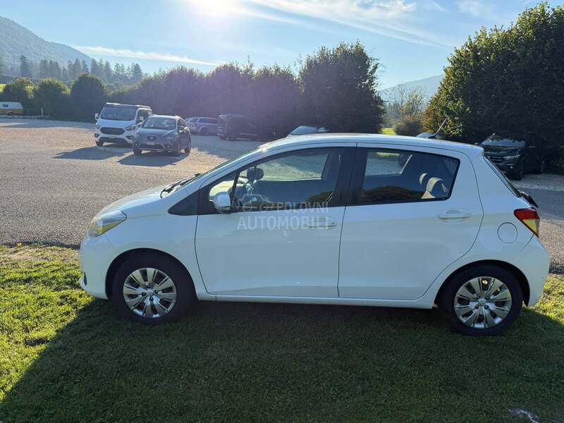 Toyota Yaris 1.0 SOL TOCH