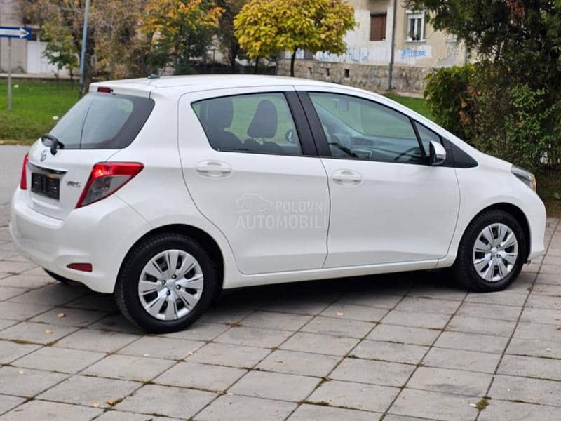 Toyota Yaris 1.0 SOL TOCH