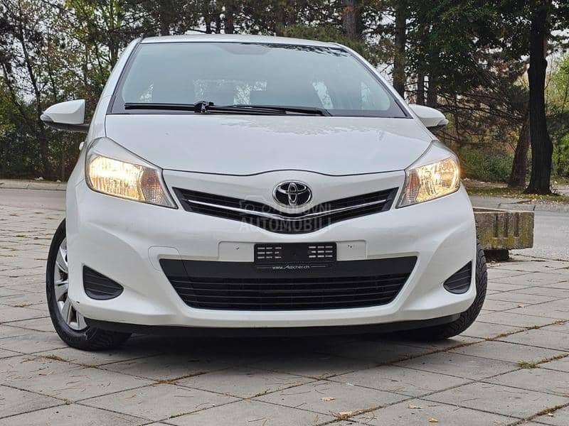 Toyota Yaris 1.0 SOL TOCH