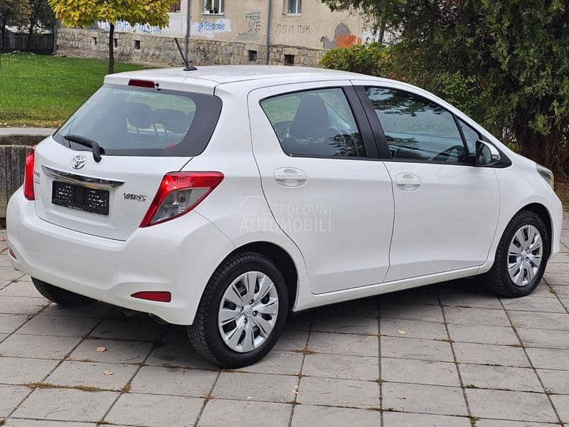 Toyota Yaris 1.0 SOL TOCH