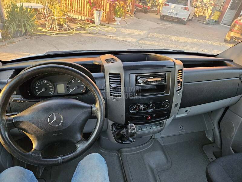 Mercedes Benz SPRINTER 311CDI