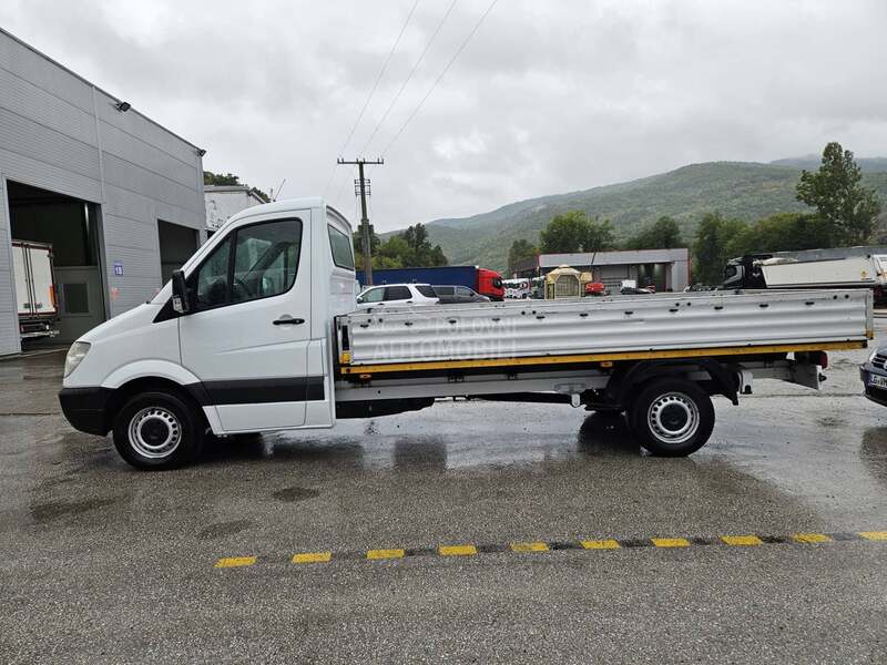 Mercedes Benz SPRINTER 311CDI