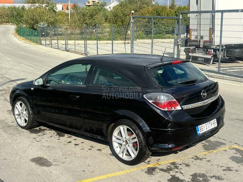 Opel Astra H GTC 1.7cdti SPORT