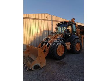 Case 695SM