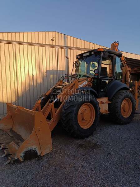 Case 695SM