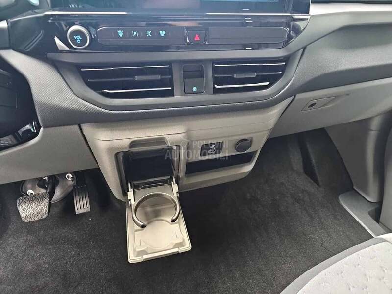 Ford Tourneo Custom 2.0TDCI L2 TITANIUM