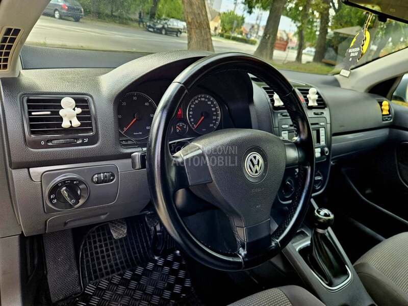 Volkswagen Golf 5 1.9 TDI LUTKICAA