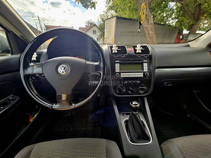 Volkswagen Golf 5 1.9 TDI LUTKICAA