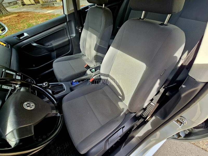 Volkswagen Golf 5 1.9 TDI LUTKICAA
