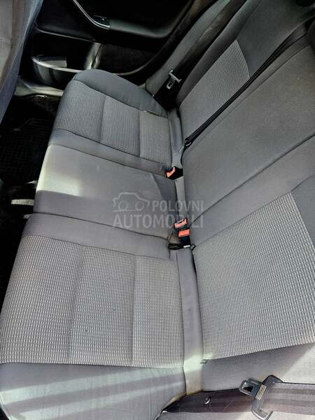 Volkswagen Golf 5 1.9 TDI LUTKICAA