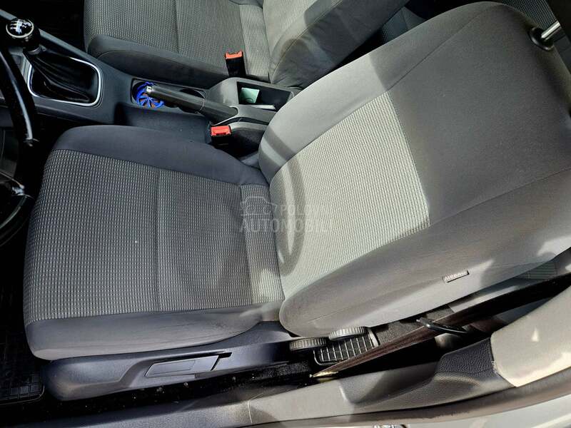 Volkswagen Golf 5 1.9 TDI LUTKICAA