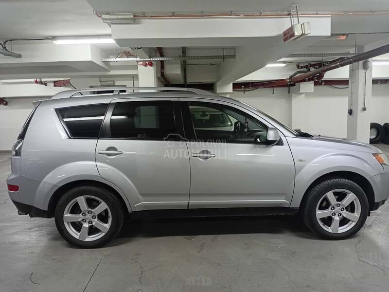 Mitsubishi Outlander 2.0