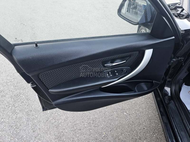 BMW 320 X DRIVE