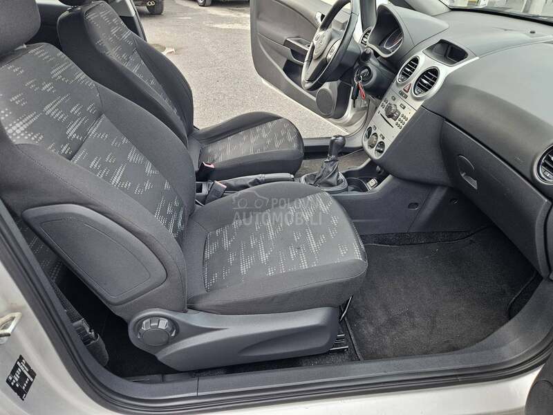 Opel Corsa D R E S T A J L I N G