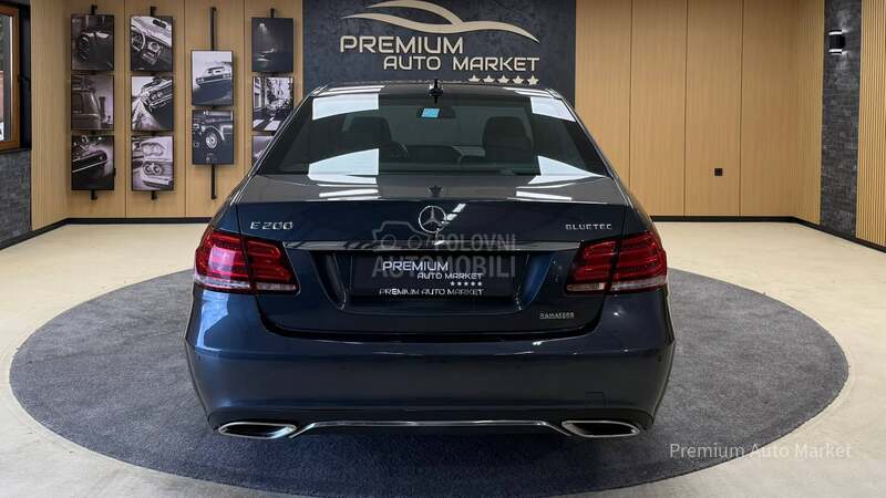 Mercedes Benz E 200 //2.2D//FUL///NOV