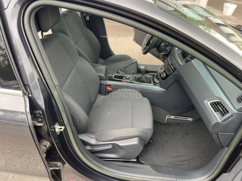 Peugeot 508 P A N O