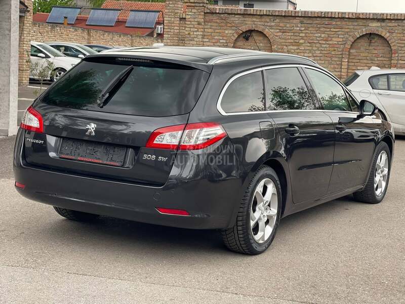 Peugeot 508 P A N O