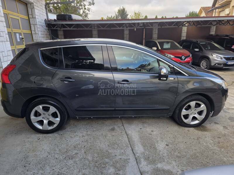 Peugeot 3008 1.6HDI/STYLE/
