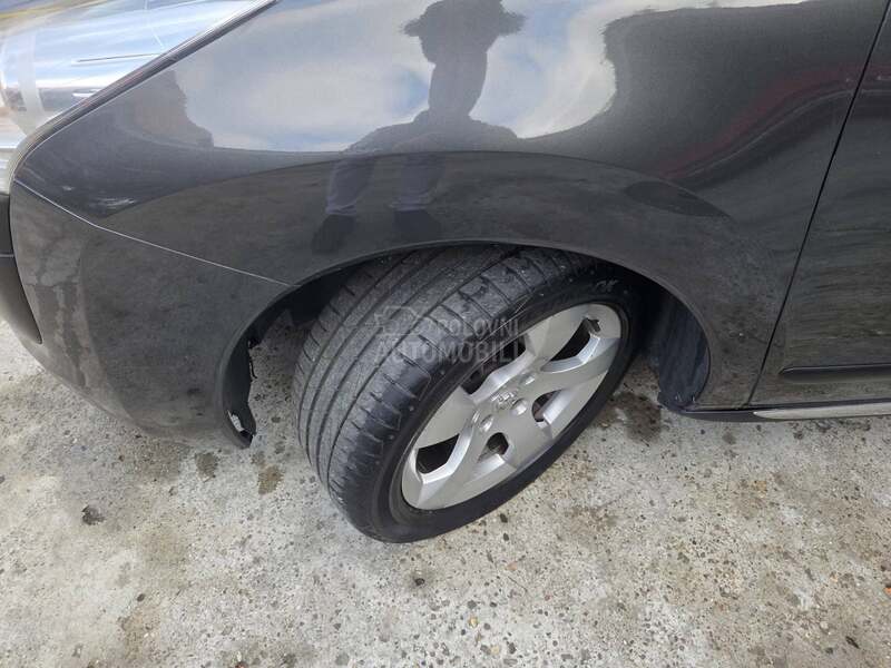 Peugeot 3008 1.6HDI/STYLE/