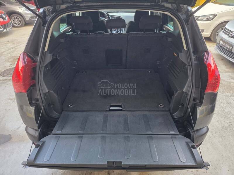 Peugeot 3008 1.6HDI/STYLE/