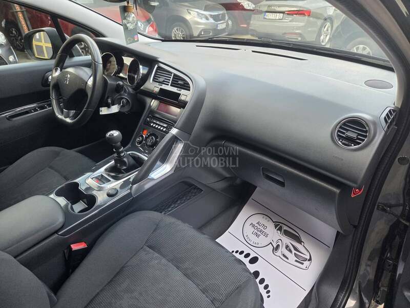 Peugeot 3008 1.6HDI/STYLE/