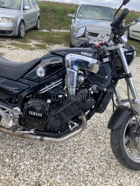 Yamaha Fzx 750