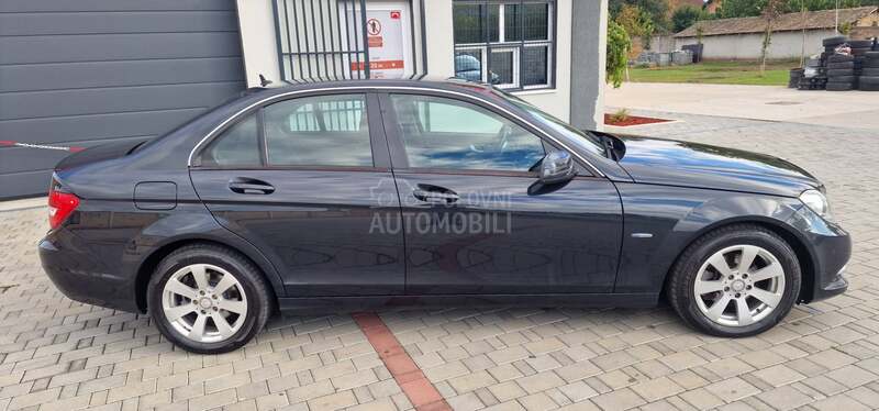 Mercedes Benz C 200 BlueEfficiency NOOV
