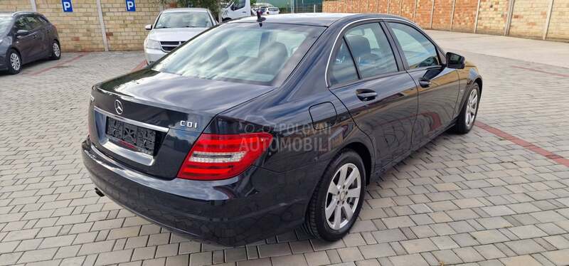 Mercedes Benz C 200 BlueEfficiency NOOV