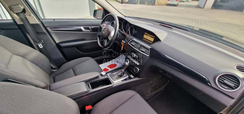 Mercedes Benz C 200 BlueEfficiency NOOV