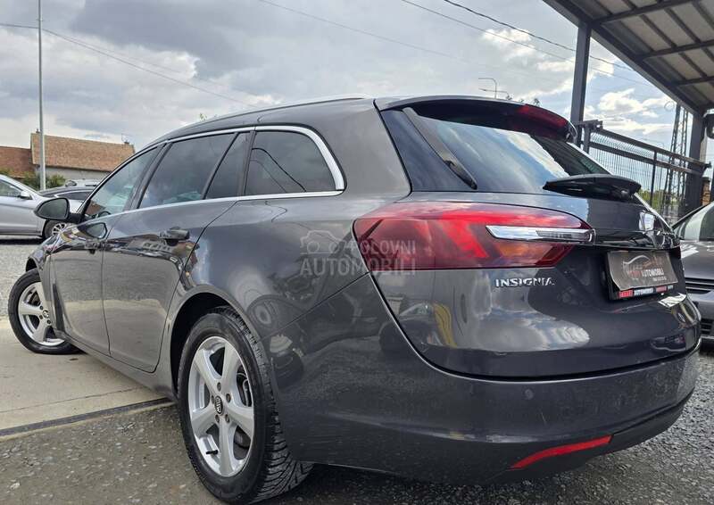 Opel Insignia 2.0 CDTI N.A.V.I