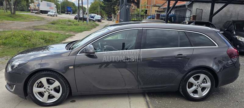Opel Insignia 2.0 CDTI N.A.V.I