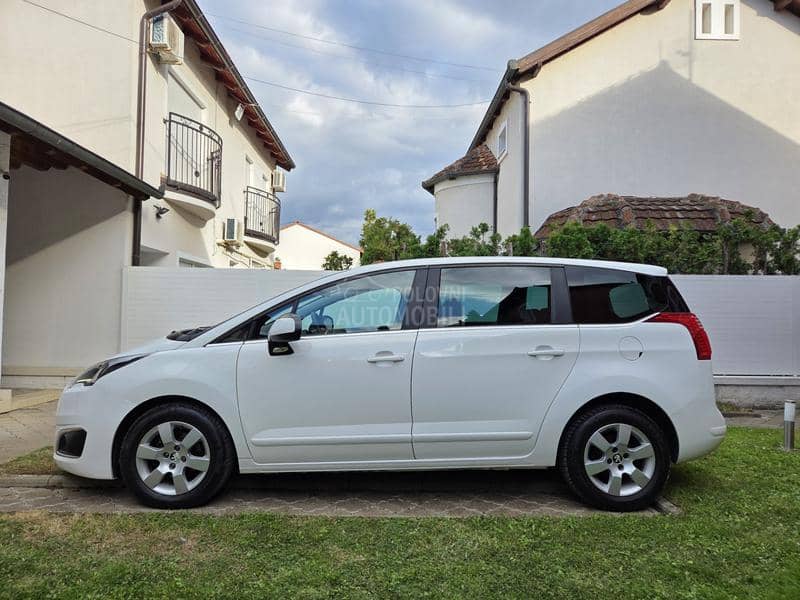 Peugeot 5008 1.6Hdi Nav/Led/Aut Peugeot 5008 1.6Hdi Nav/Led/Aut