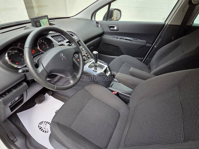 Peugeot 5008 1.6Hdi Nav/Led/Aut Peugeot 5008 1.6Hdi Nav/Led/Aut