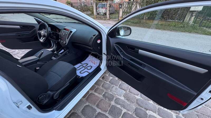Kia cee`d 1.4