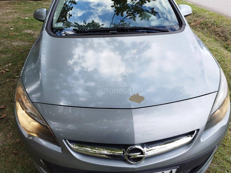 Opel Astra J 