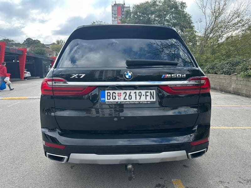 BMW X7 
