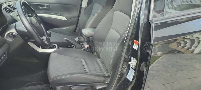 Suzuki SX4 S-Cross F.U.L.L/F.U.L.L