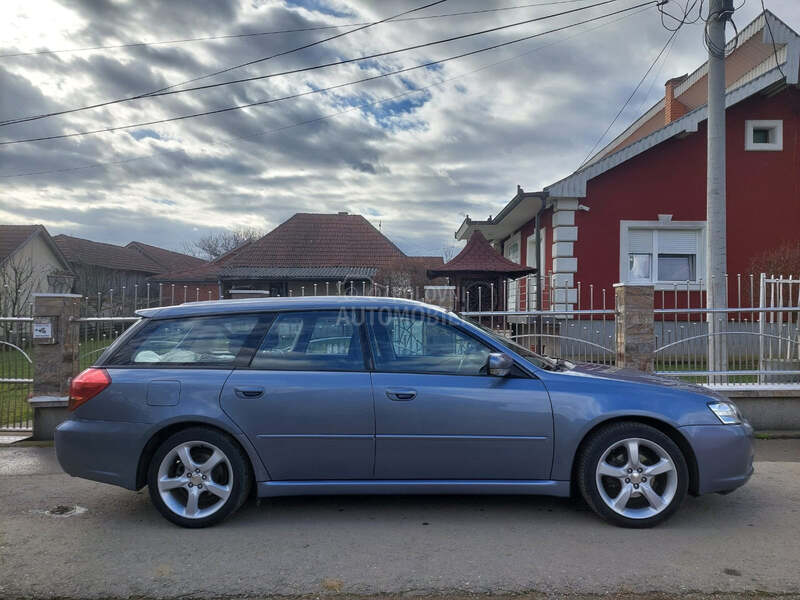 Subaru Legacy 