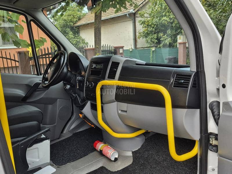 Volkswagen Crafter 2.0 TDI KLIMA 9 SEDISTA