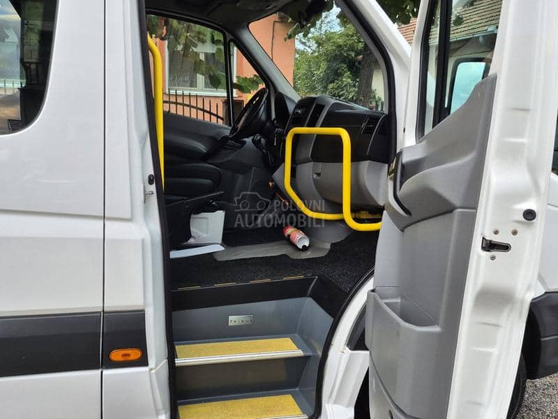 Volkswagen Crafter 2.0 TDI KLIMA 9 SEDISTA