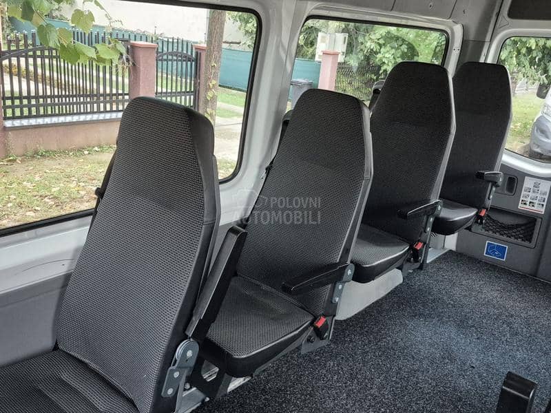Volkswagen Crafter 2.0 TDI KLIMA 9 SEDISTA