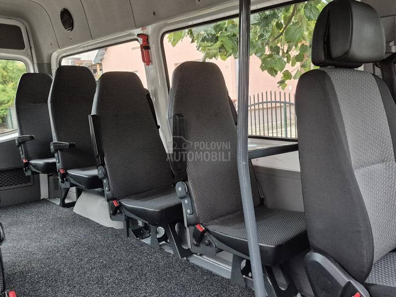 Volkswagen Crafter 2.0 TDI KLIMA 9 SEDISTA