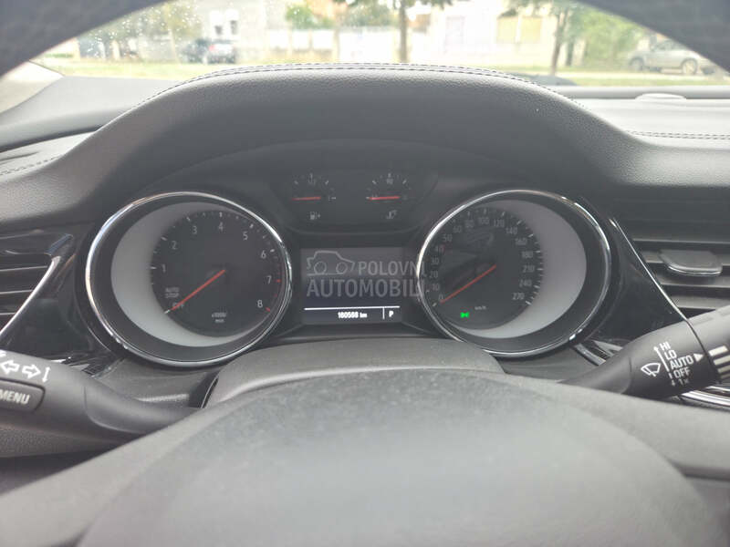 Opel Insignia 1.5 turbo