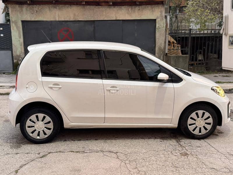 Volkswagen up! 
