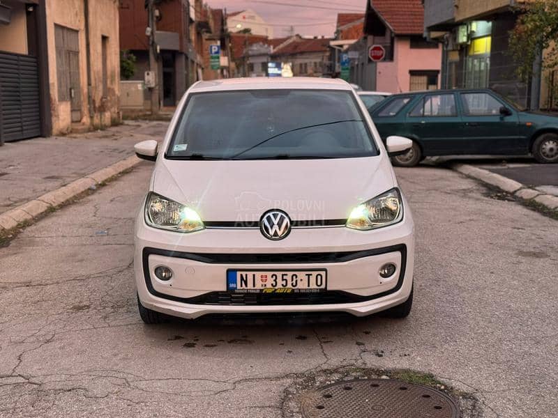 Volkswagen up! 