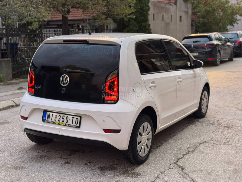Volkswagen up! 