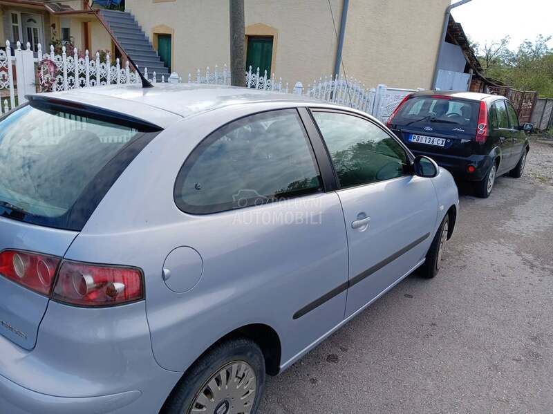 Seat Ibiza 1.4 b 16 v