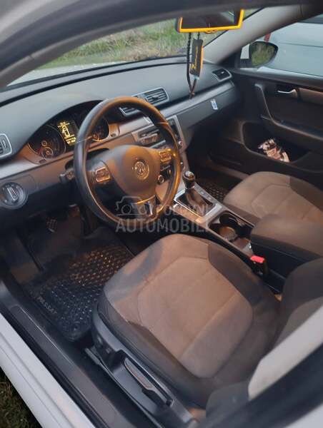 Volkswagen Passat B7 