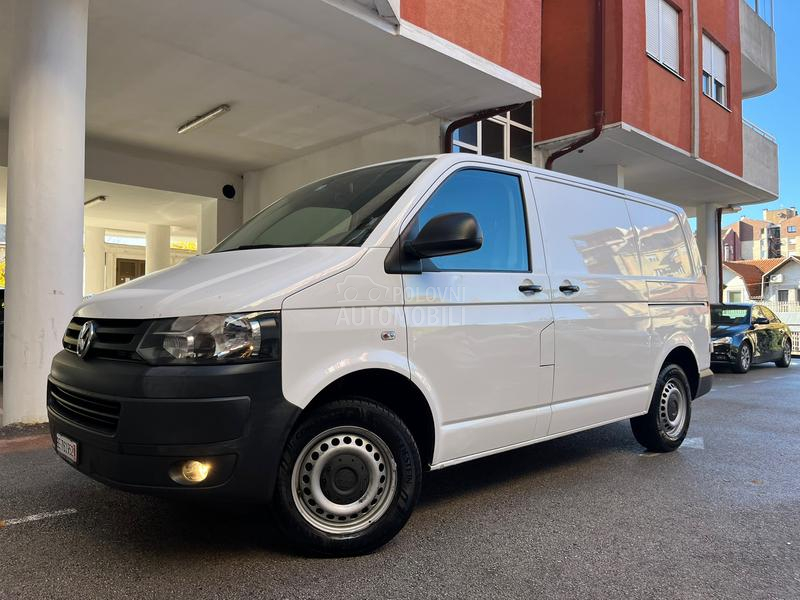 Volkswagen Transporter T5 2.0 TDI COMFORTLINE Volkswagen Transporter T5 2.0 TDI COMFORTLINE
