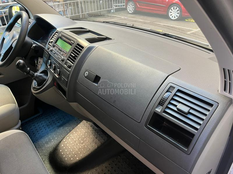 Volkswagen Transporter T5 2.0 TDI COMFORTLINE Volkswagen Transporter T5 2.0 TDI COMFORTLINE